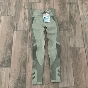 Hummel sport style leggings